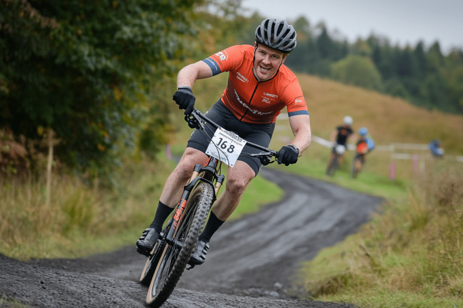 Pneu VTT Ikon : parfait pour tous les terrains?