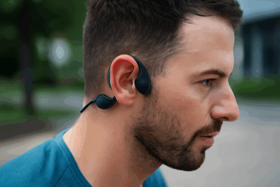 J’ai testé des écouteurs Shokz Openfit 2+ : Le son ouvert pour une expérience sans pareil