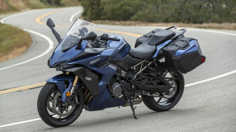 Ces motos allient performance sportive et confort Grand Tourisme (GT) , fini les crampes !