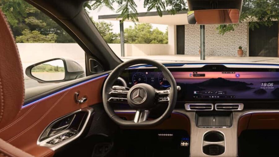 Mercedes-Benz revient aux sources avec le retour des boutons physiques